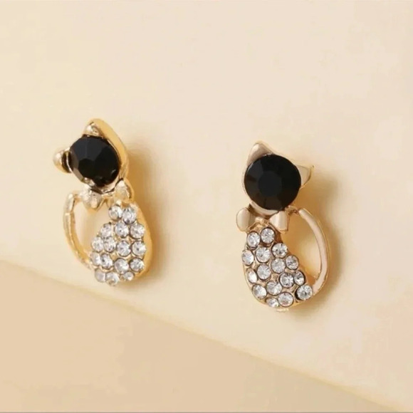 Black Rhinestone Cat Stud Earrings - Picture 3 of 6